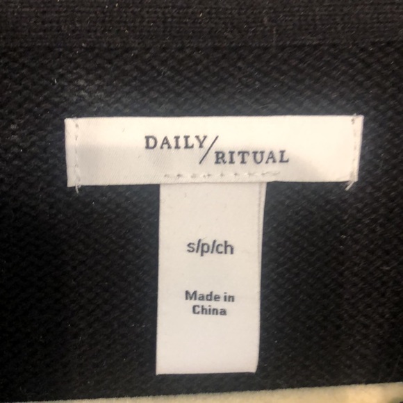 NWOT Daily Ritual Sweater - Picture 7 of 10